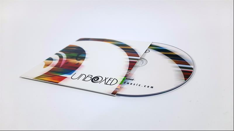 PK01. CD en funda de cartón